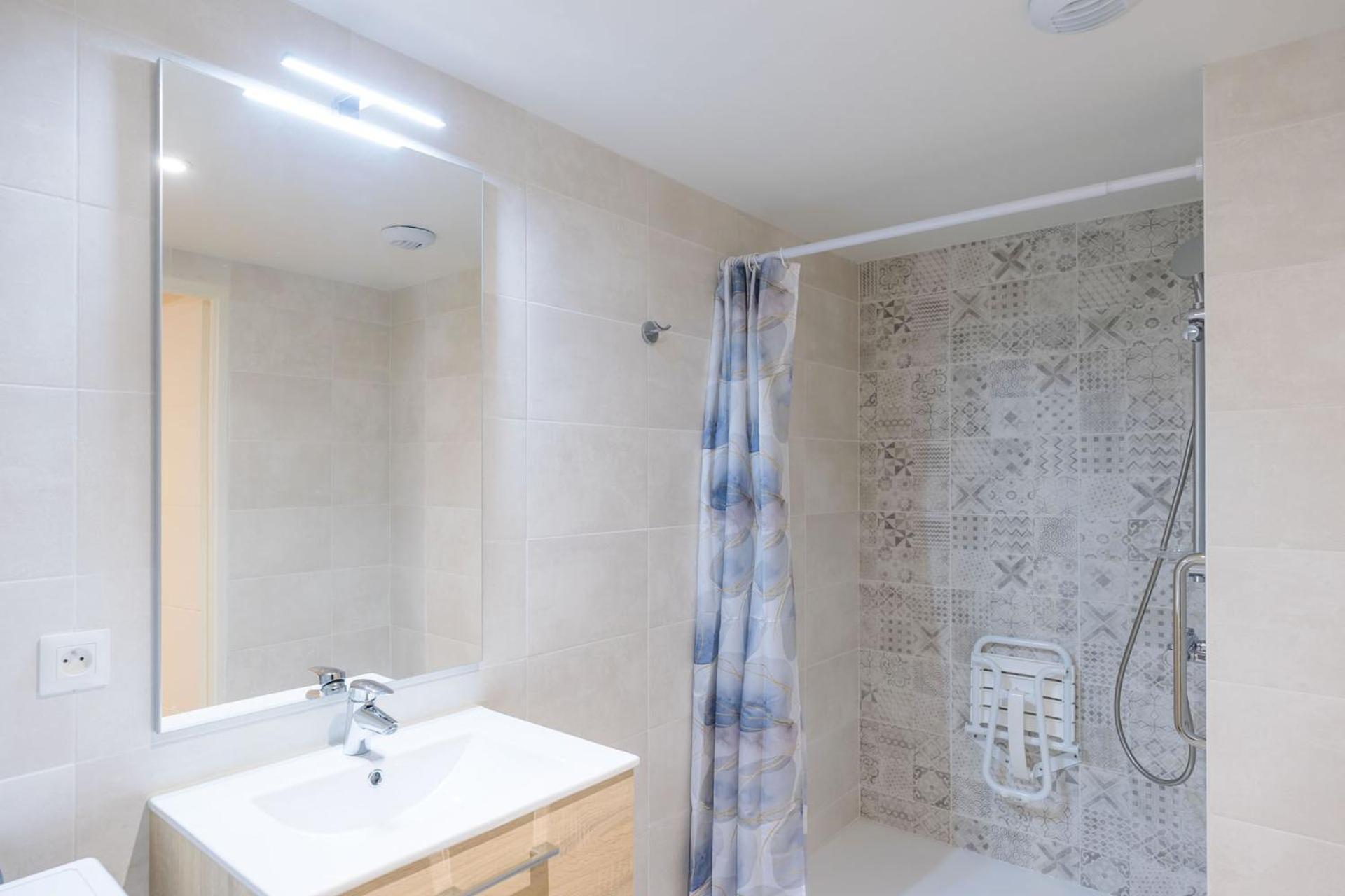 Ovelia Troyes - Le Carre Madeleine Apartment Екстериор снимка